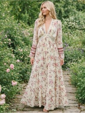 A Collective Story Cottagecore Floral Tiered Maxi Dress XL Boho Milkmaid ivory